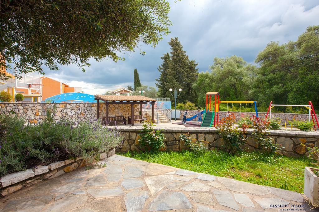 Memento Resort Kassiopi Eksteriør billede