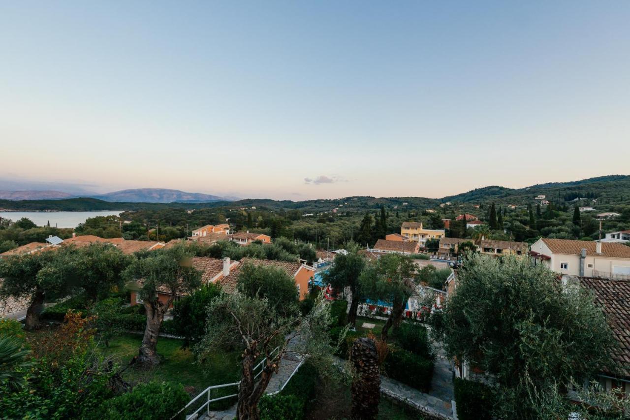 Memento Resort Kassiopi Eksteriør billede