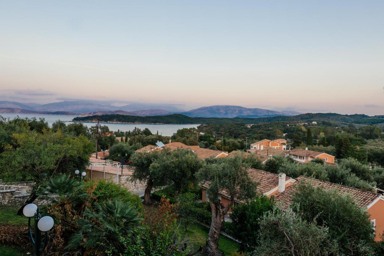 Memento Resort Kassiopi Eksteriør billede