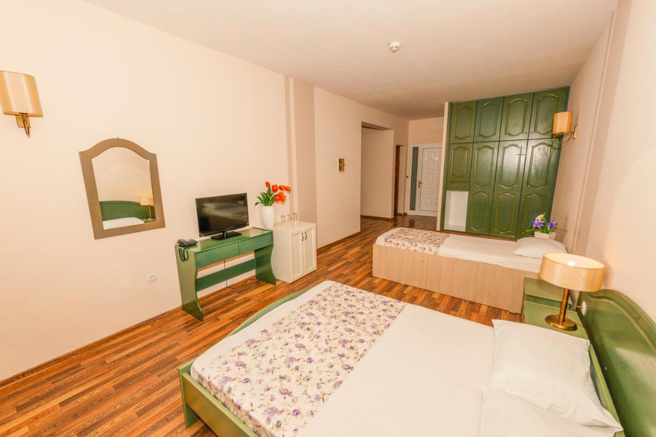Memento Resort Kassiopi Eksteriør billede